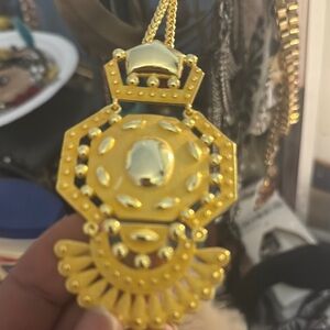 Gold Pendant Necklace